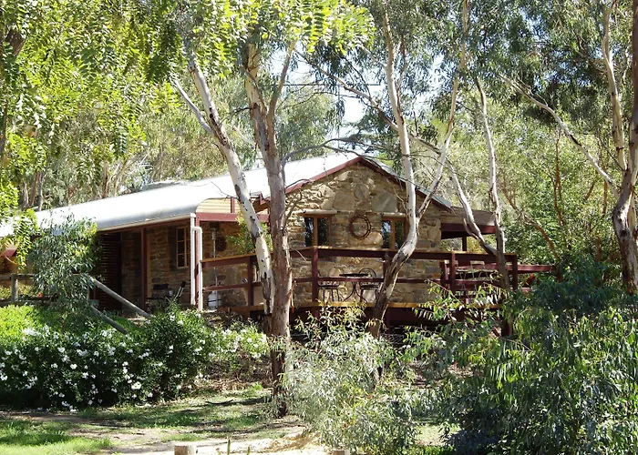 1860 Wine Country Cottages