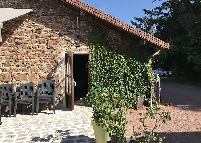 La Ferme aux Biches