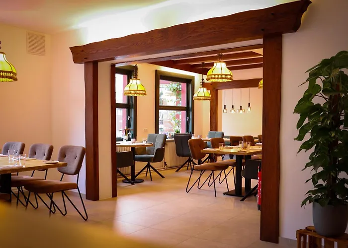 Weinhaus Hotel zum Josefshof Graach