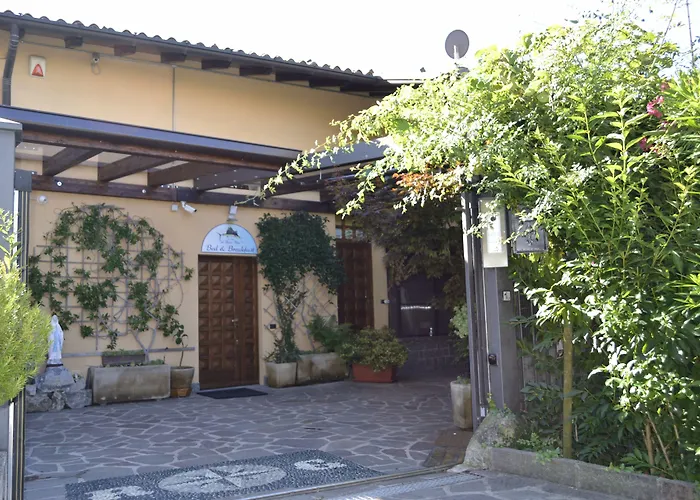 B&B al Pesce Vela Albese Con Cassano
