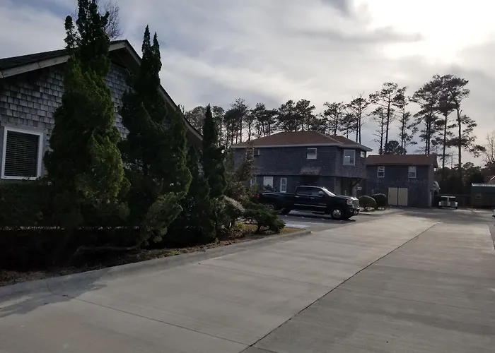 Scarborough Inn