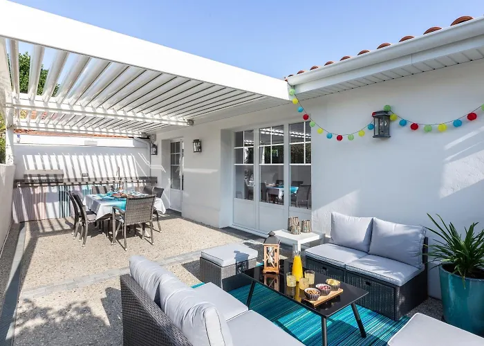 La Belle Vie Capbreton Bed and Breakfast