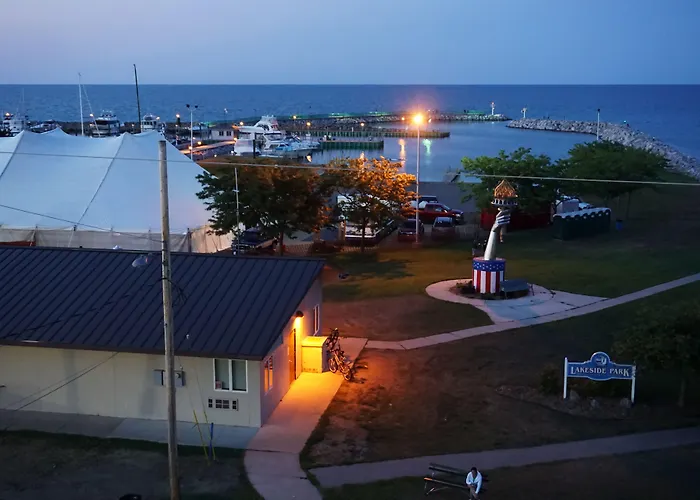 The Purple Martin Lakeside Inn Bird Sanctuary On Lake Huron