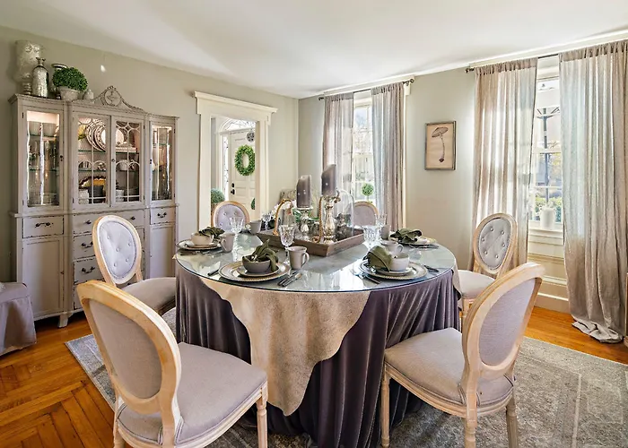 The Watson Boutique Bed And Breakfast Thompson
