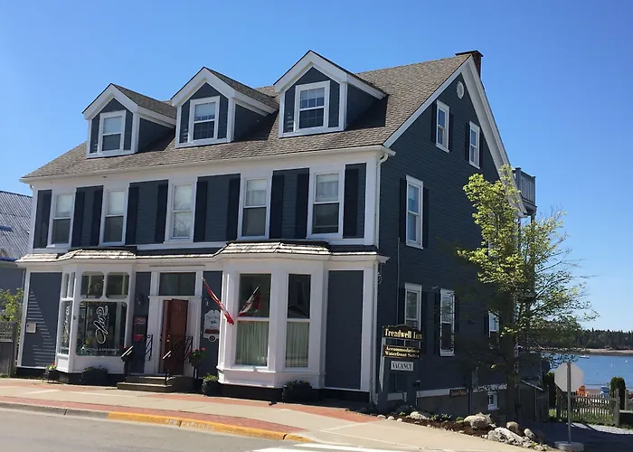 Treadwell Inn