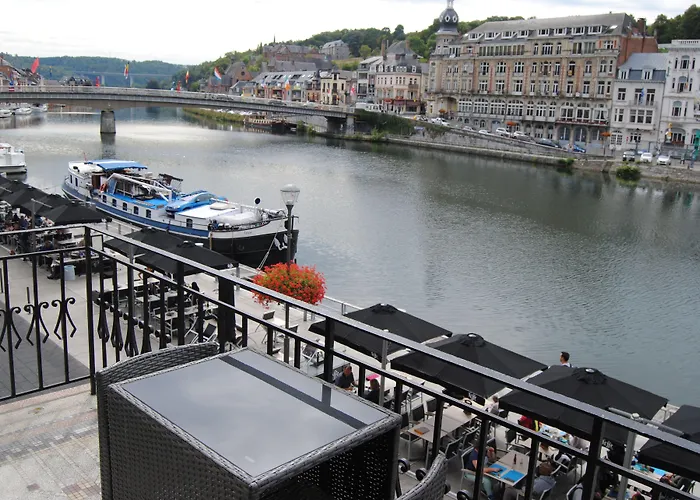 L'Inattendu "Sur La Croisette" Dinant Centre