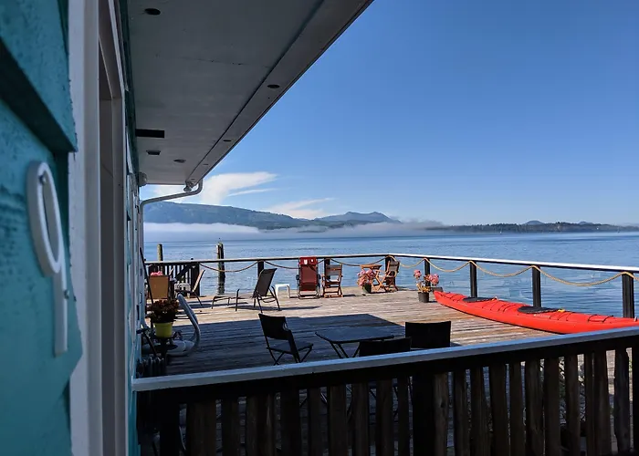 Nimpkish Hotel