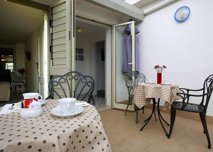 B&B A casa di amici Giardini Naxos