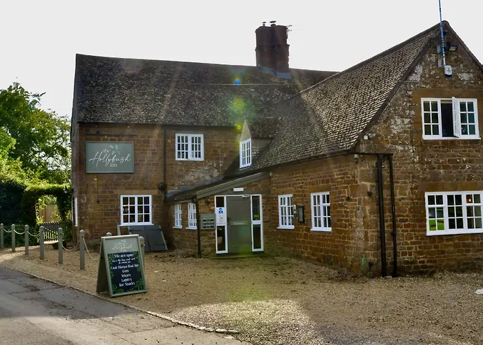 The Hollybush Inn And B&B