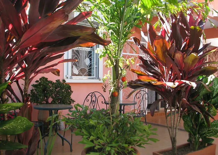 Avamada Lodge