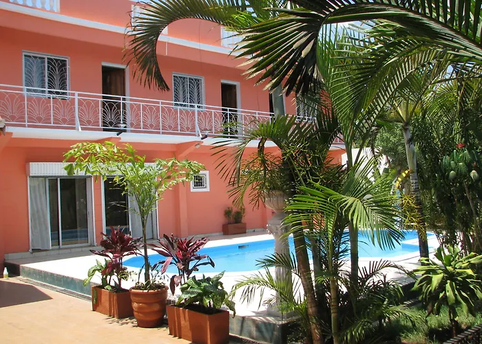 Avamada Lodge