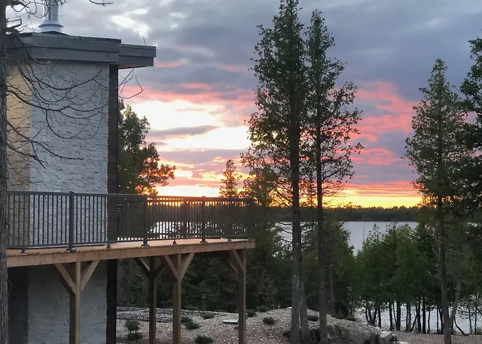 Stone Cove Waterfront Adults Only B&B