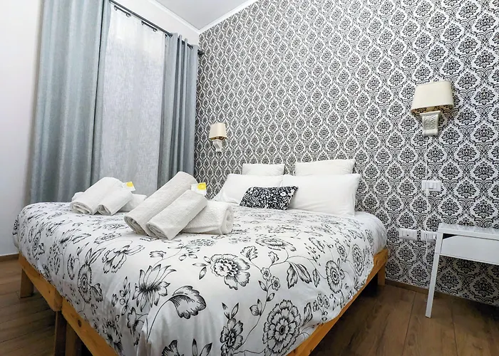 Bed and Breakfast gia'Notte BB Salerno Centro