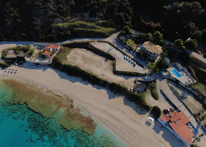 Petani Beach Suites Vovikes