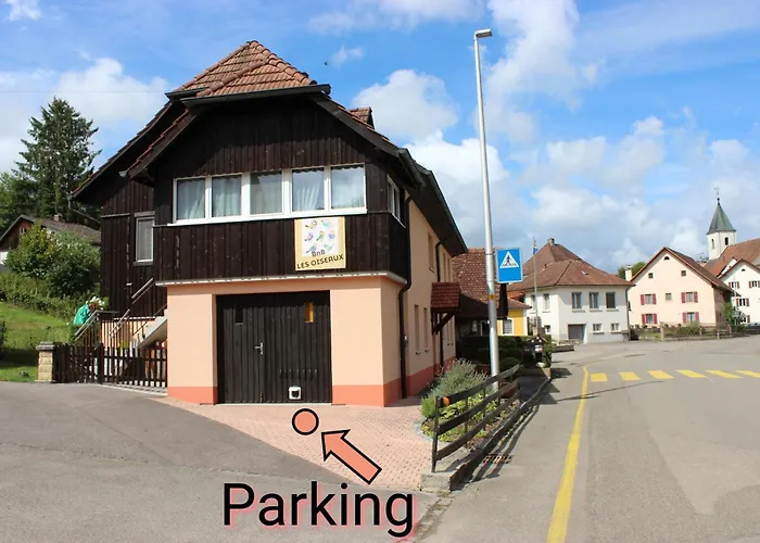 BnB LES OISEAUX, chez Lidia, 26m2 à 44m2, 2ème étage