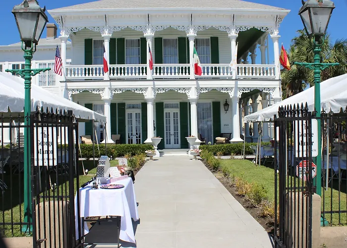 George Manor