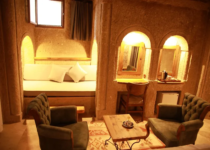 Sarnich Cave Suites