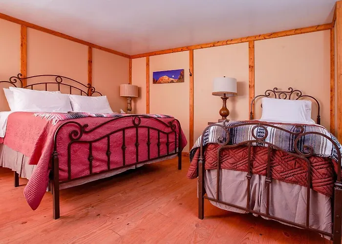 Round Top Hotel
