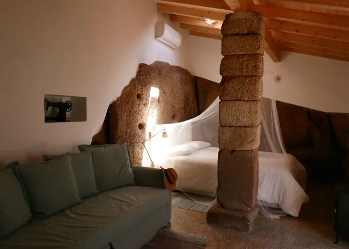 Bed and Breakfast Quinta De Sao Pedro De Vir-A-Corca Em Monsanto