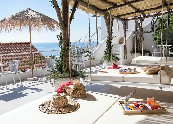 Una Villa - Amalfi Boutique Rooms B&B