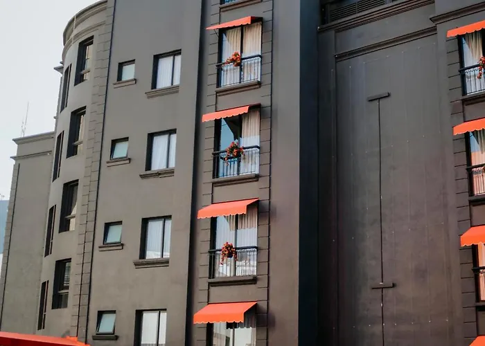 Hive Nápoles by G Hotels