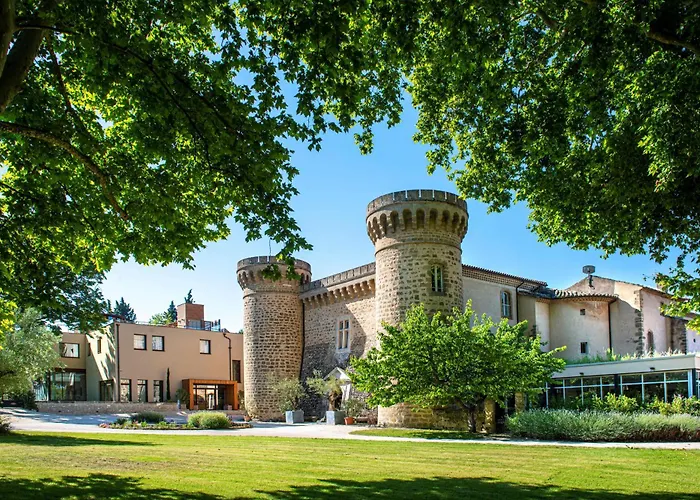 Château De Massillan