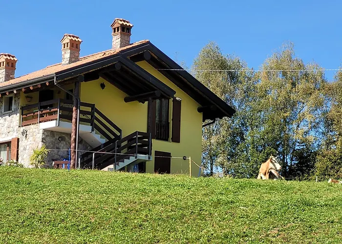 Cinque Abeti Agrialloggio Mountain Lake Iseo Hospitality