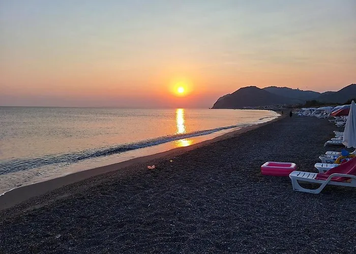 Patti Beach Resort