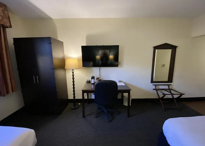 Best Western Gateway Grand