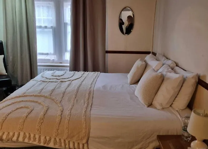 The Castle Inn Hotel Steyning