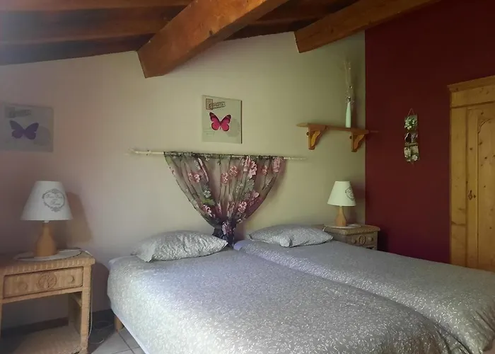Domaine La Sauzette Bed and Breakfast Cazilhac 