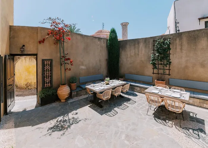 Zacosta Villa - A Heritage Hotel Rhodes City