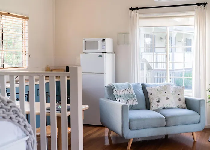 Granite Gardens Cottages & Lake Retreat Stanthorpe