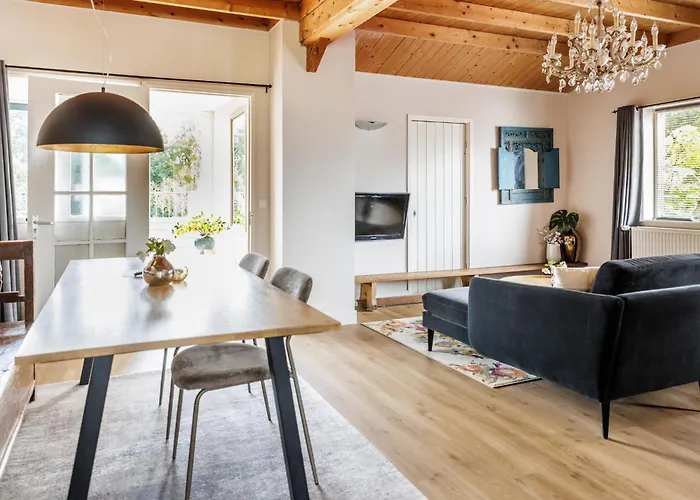 Simmerwille B&B- Camping- Bootverhuur Earnewâld