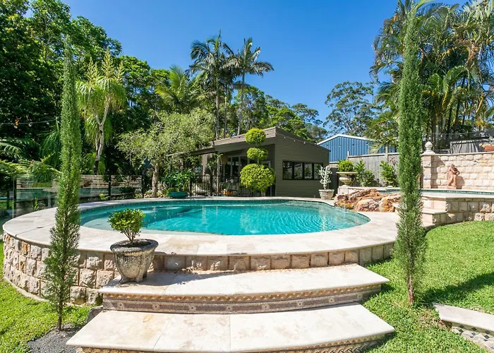 Noosa Valley Manor B&B