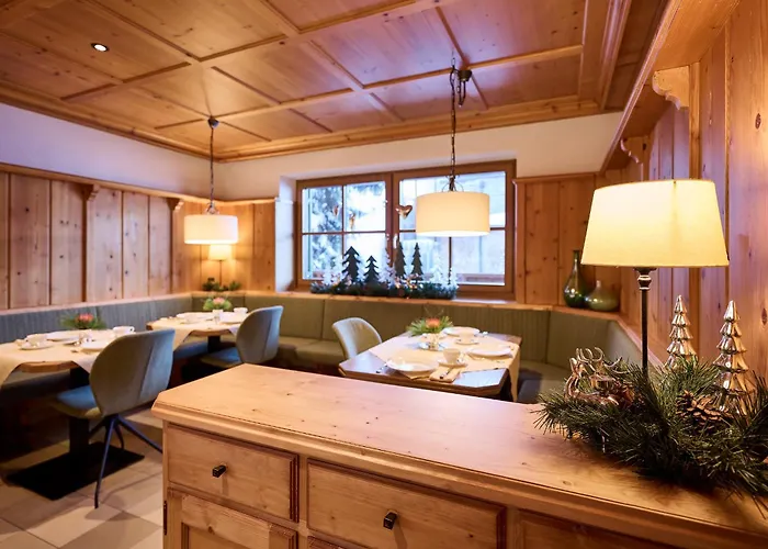 Hotel Garni Schneider Lech am Arlberg