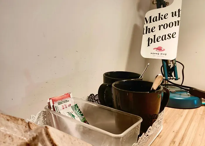 Nonna Pina Art Rooms
