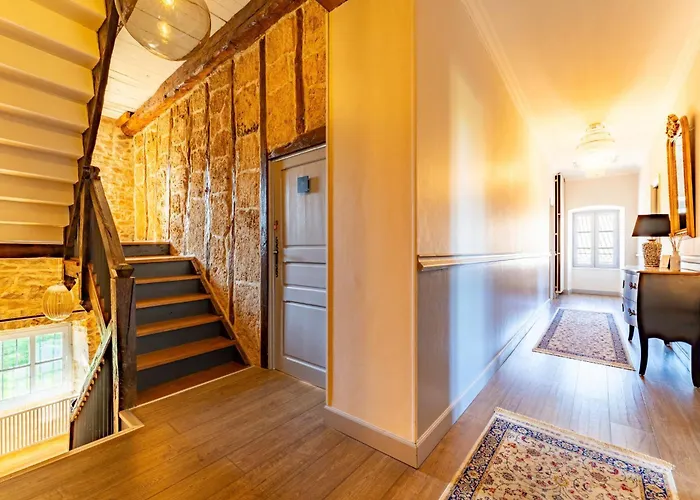 Bed and Breakfast Domaine De Monplaisir Caylus