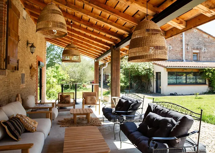 Domaine des Jammetous - Boutique Bed&Breakfast La Magdelaine-Sur-Tarn