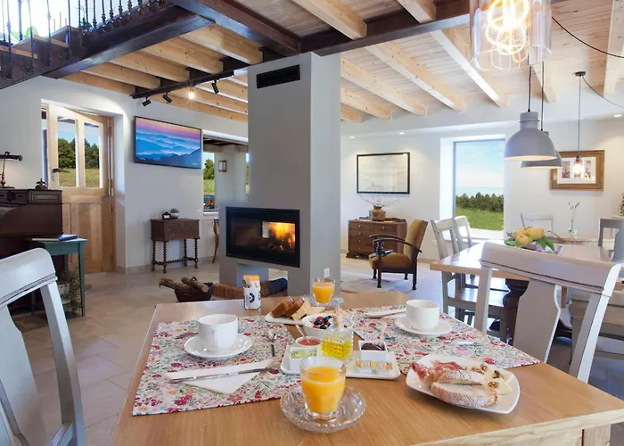 Casona Canto Llano