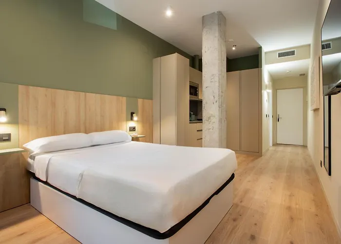 Ola Living Chamartín Studios