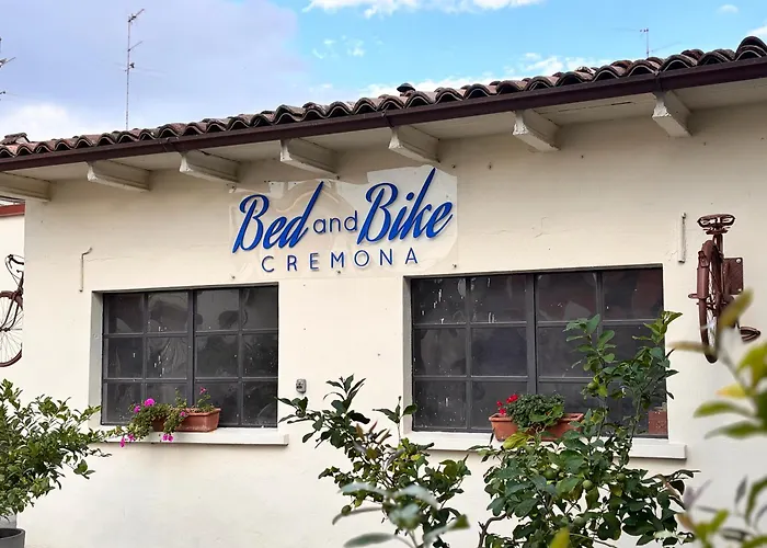 Foresteria Lombarda Bed And Bike Cremona Crotta d'Adda