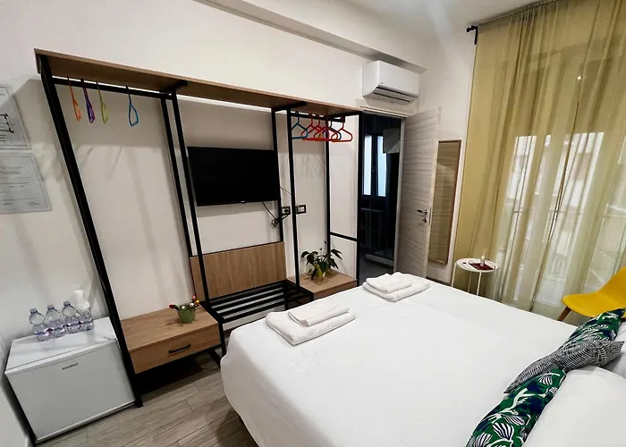 Costabella Guest House