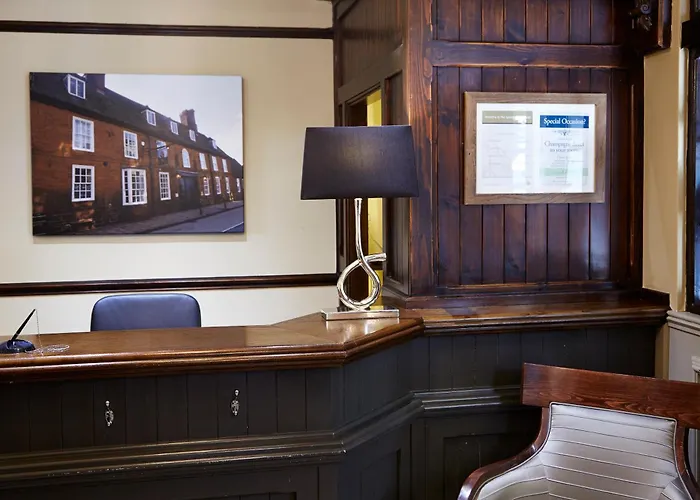 Saracens Head Hotel By Greene King Inns