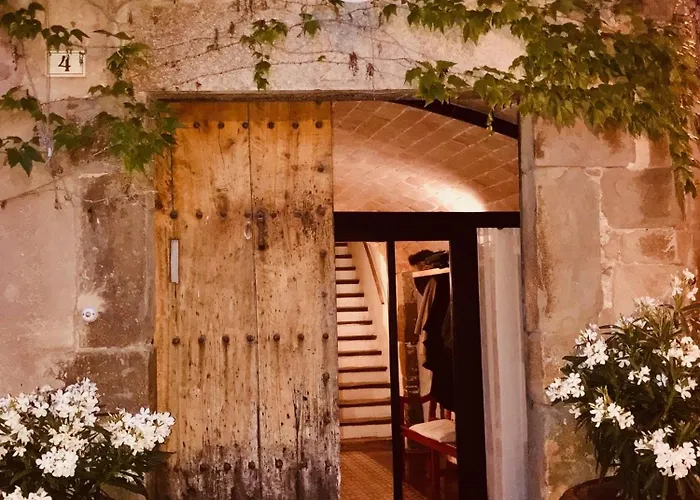 Bed and Breakfast Casa Migdia à Sant Jordi Desvalls