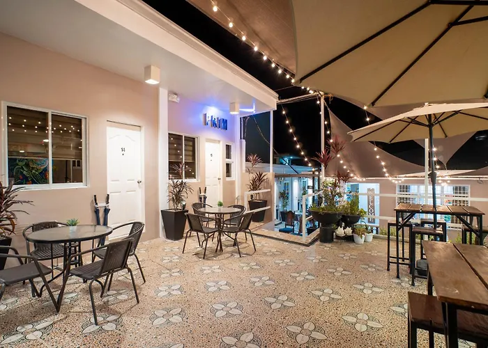 Prim Travellers Inn Coron