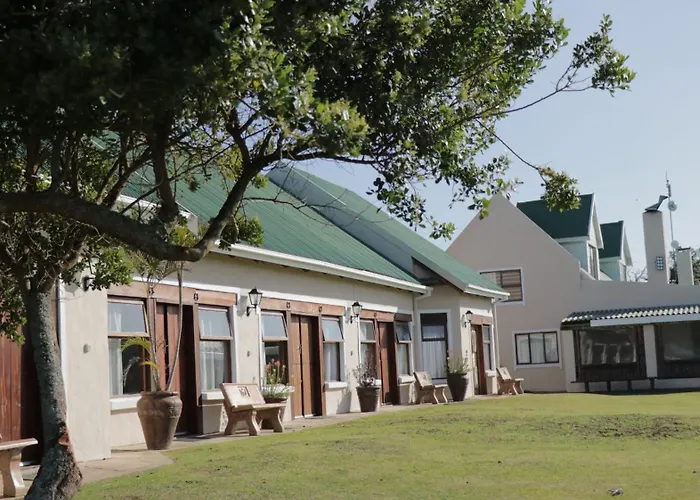 Tniqua Stable Inn