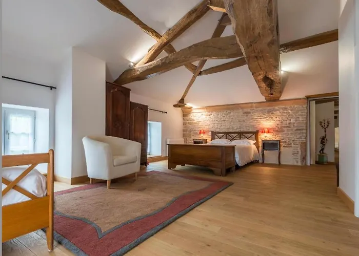 Bed and breakfast Le Logis D'Azé