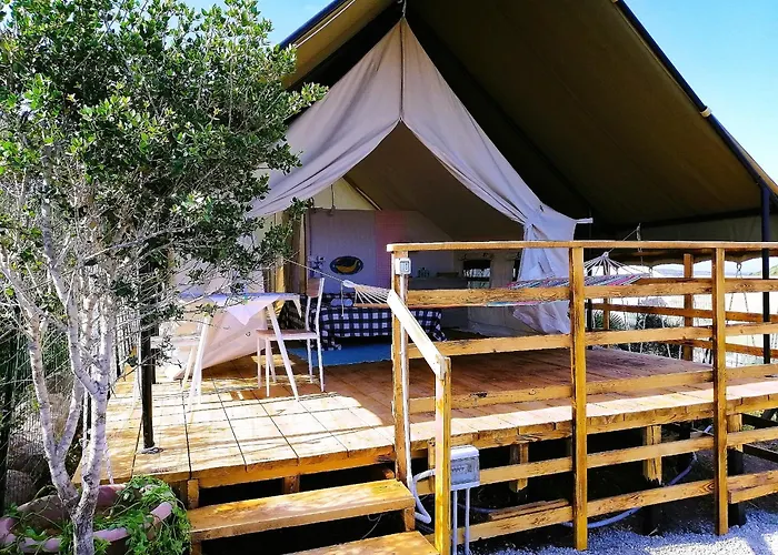 B&B Glamping Semaforo Capo Sperone SantʼAntìoco