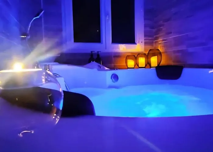 L'Orée Des Pins - Gite Et Spa De 30 M2- Home Cinéma Et Massage En Sup